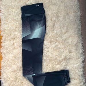 ❤️ GapFit gfast geometric print Activewear ankle